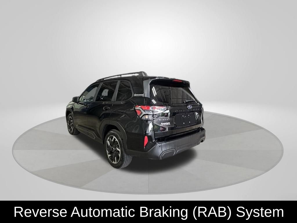 Used 2025 Subaru Forester Limited AWD/4WD image 5