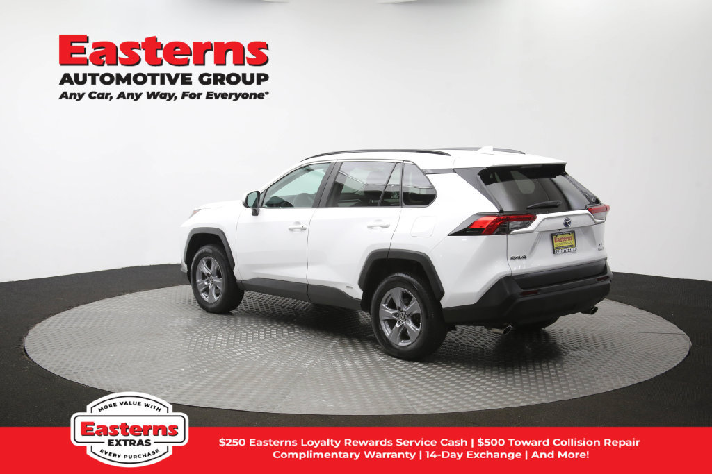 Used 2022 Toyota RAV4 XLE AWD/4WD image 64