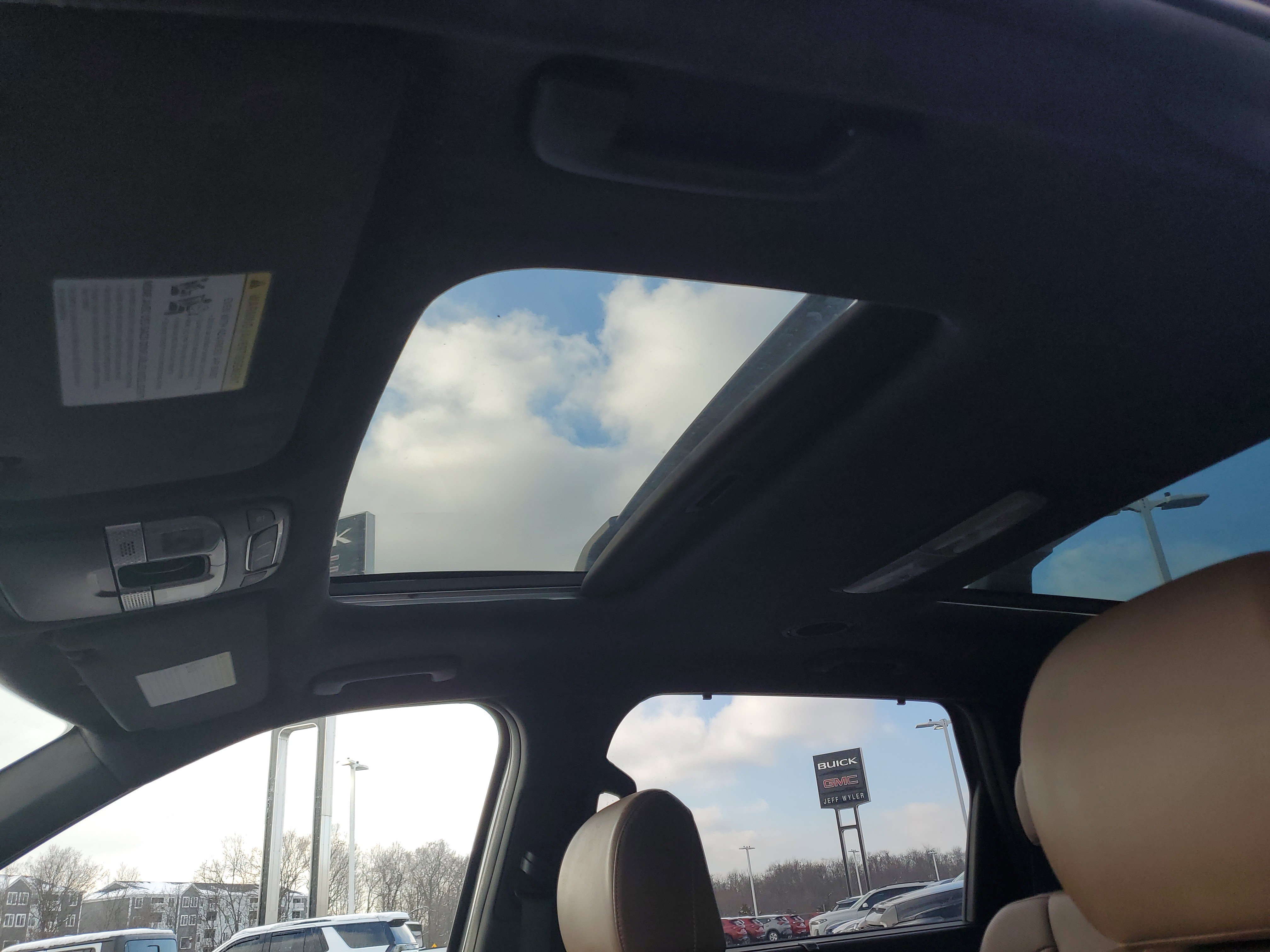 Used 2021 Kia Telluride SX w/ SX Prestige Package image 29