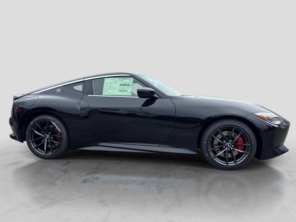 New 2026 Nissan Z Performance w/ Floor Mat Package RWD image 2