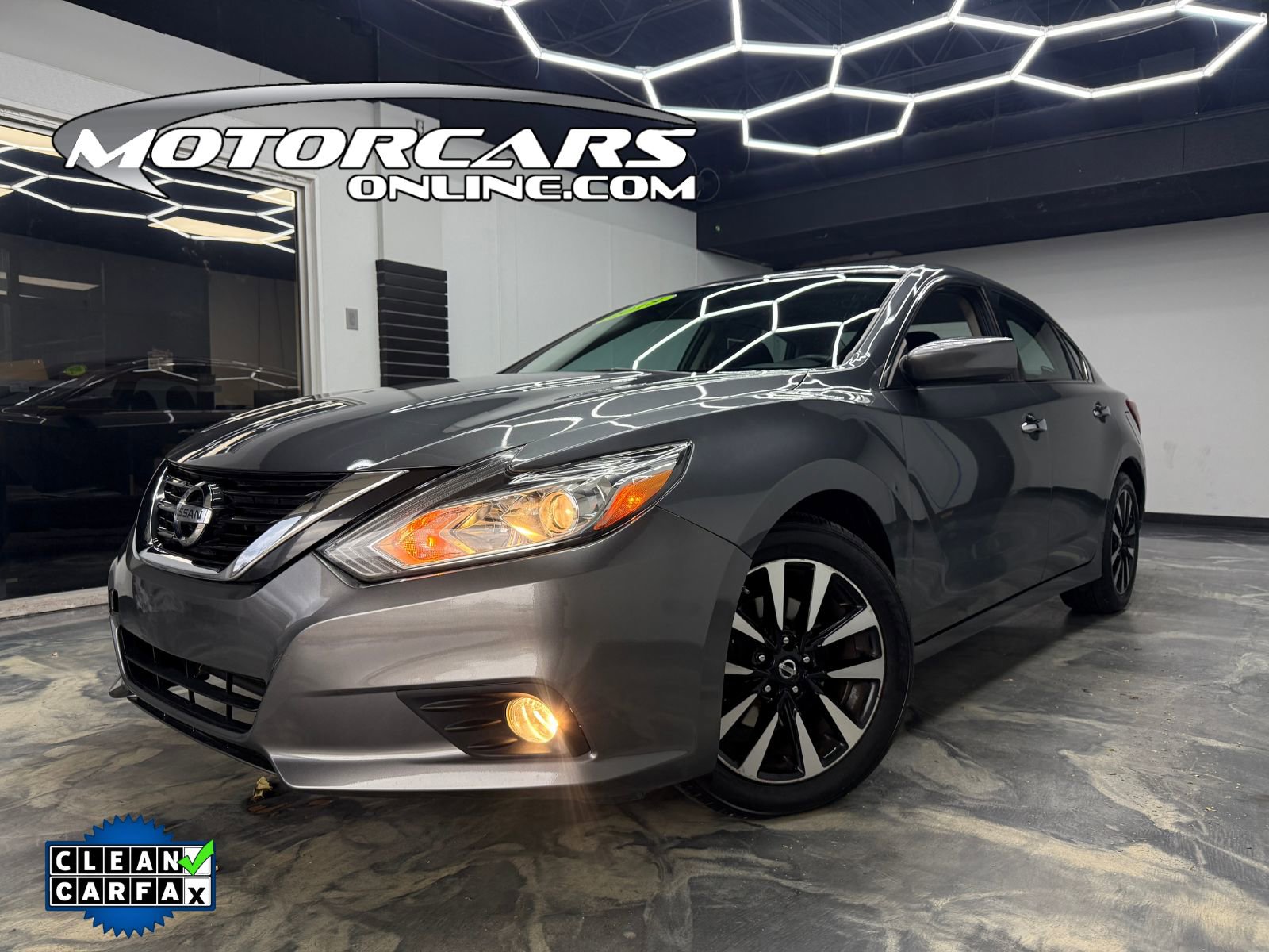 Used 2018 Nissan Altima 2.5 SV image 1