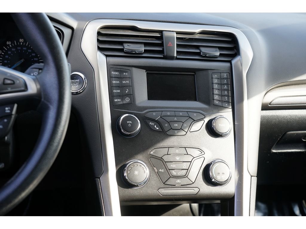 Used 2019 Ford Fusion S image 22