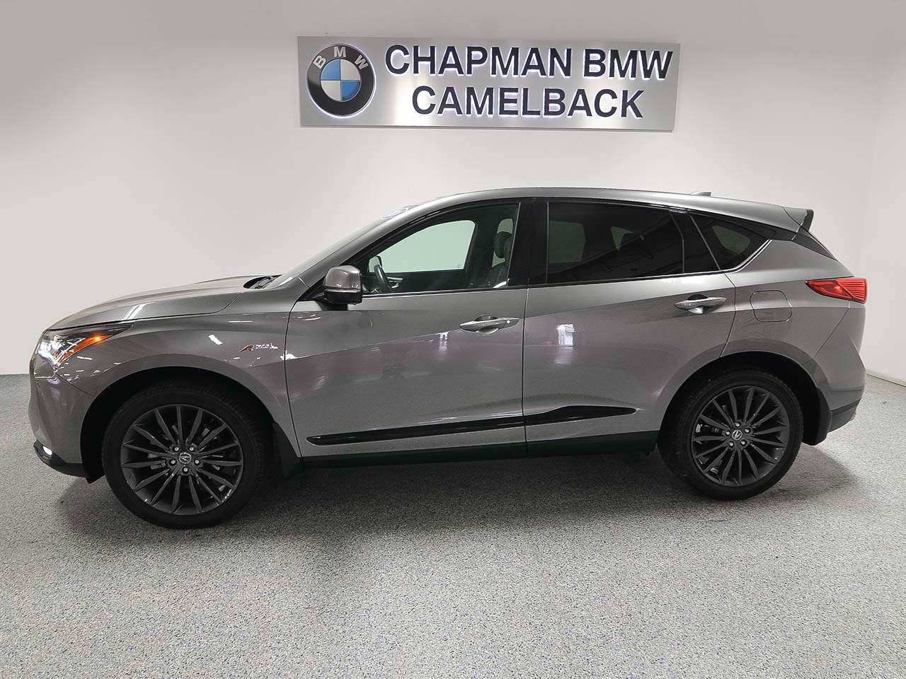Used 2024 Acura RDX w/ Advance Package AWD/4WD image 3
