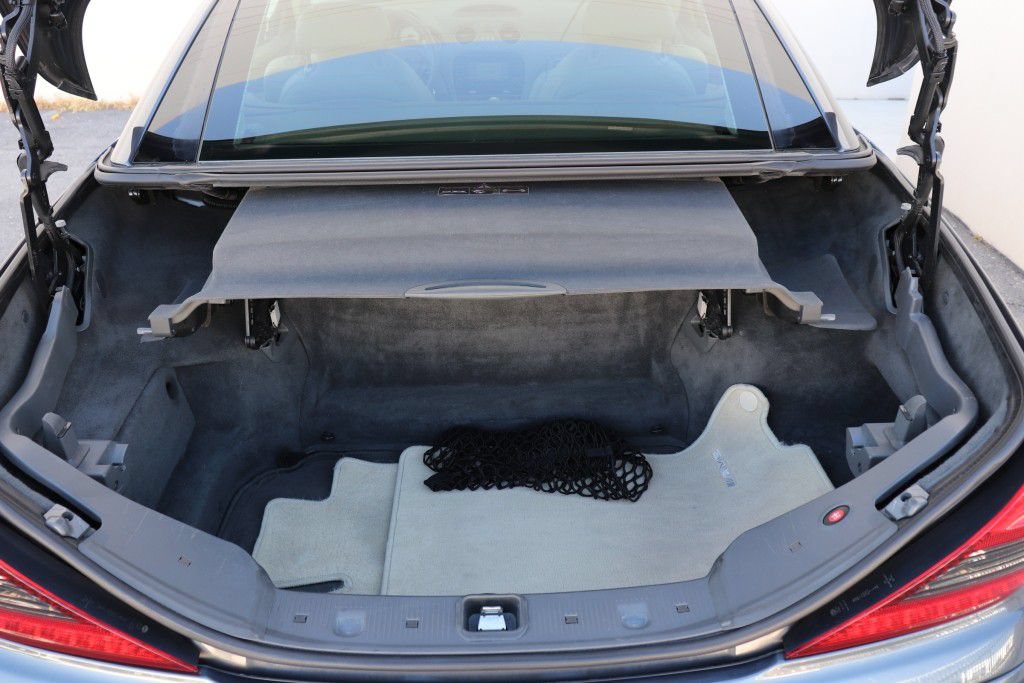 Used 2008 Mercedes-Benz SL 55 AMG image 32