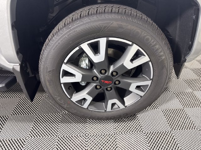 New 2026 Toyota 4Runner TRD Sport AWD/4WD image 11