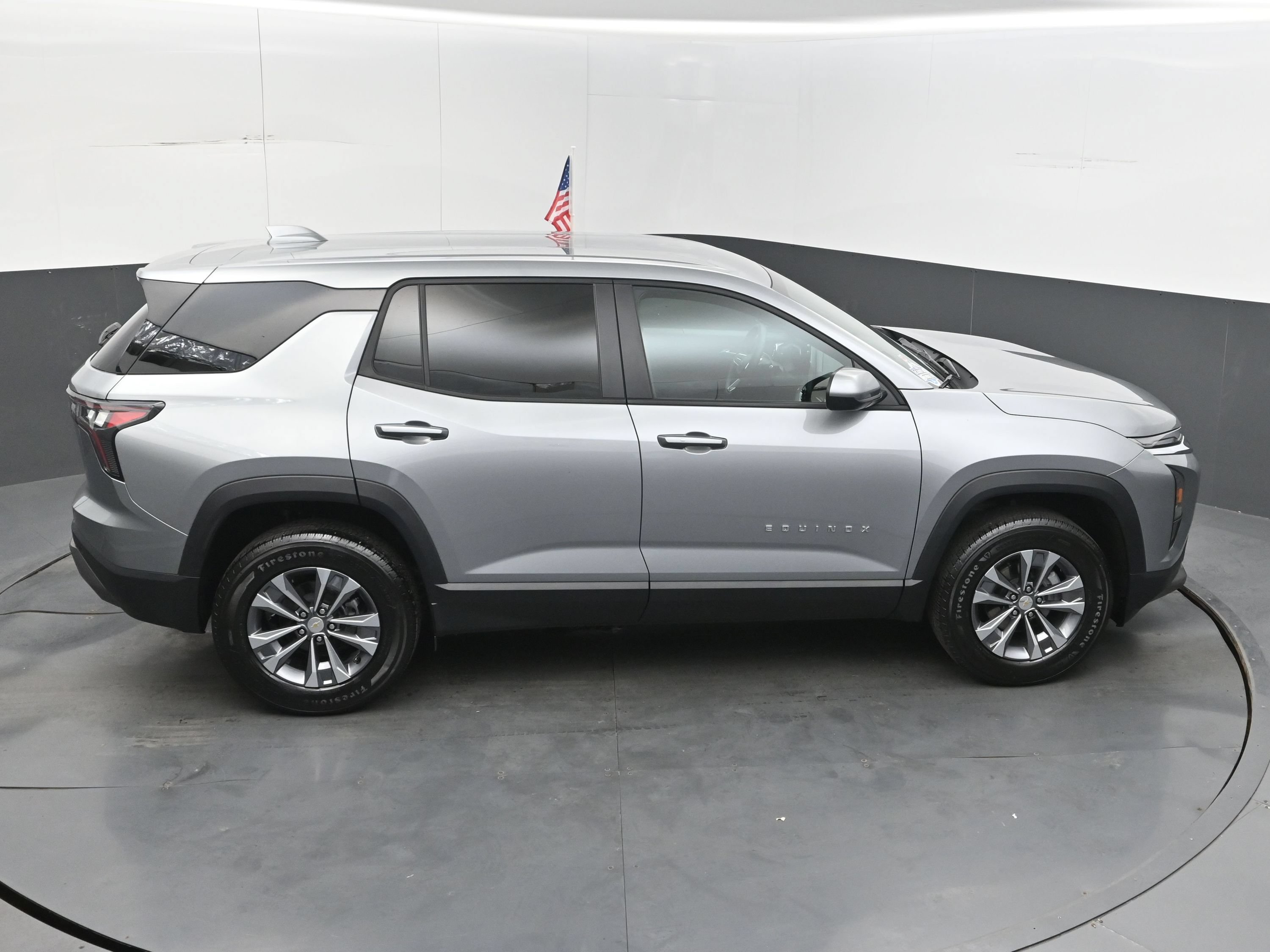 Used 2026 Chevrolet Equinox LT FWD image 38