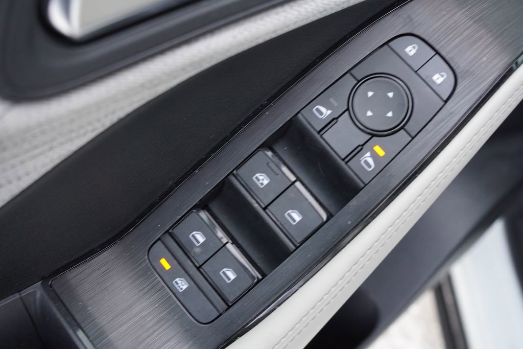 Used 2023 Nissan Rogue SV image 20