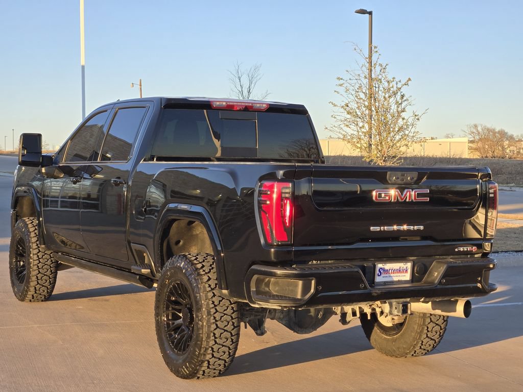Used 2024 GMC Sierra 2500 AT4 w/ AT4 Premium Plus Package AWD/4WD image 5