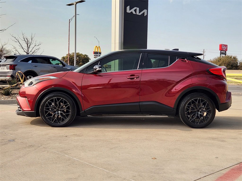 Used 2019 Toyota C-HR Limited image 4