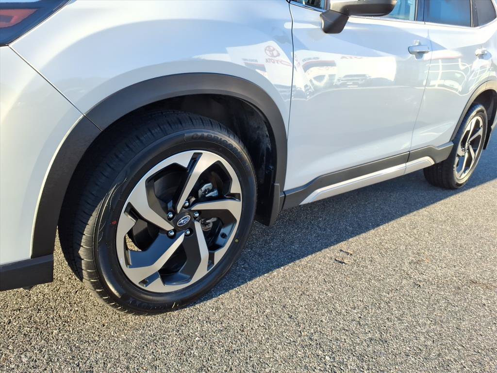 Used 2022 Subaru Forester Touring AWD/4WD image 9