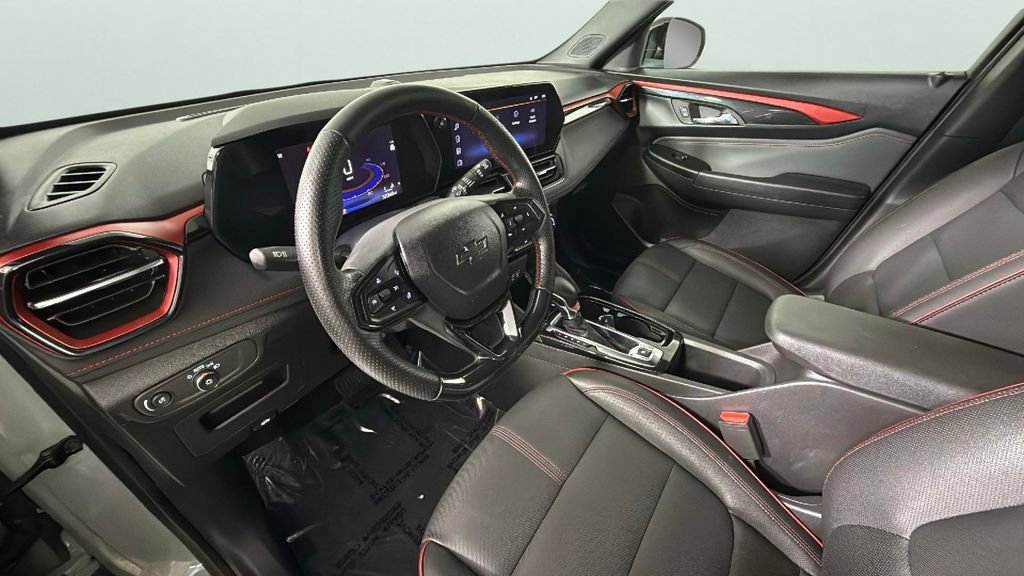 Certified 2024 Chevrolet TrailBlazer RS w/ Driver Confidence Package image 8