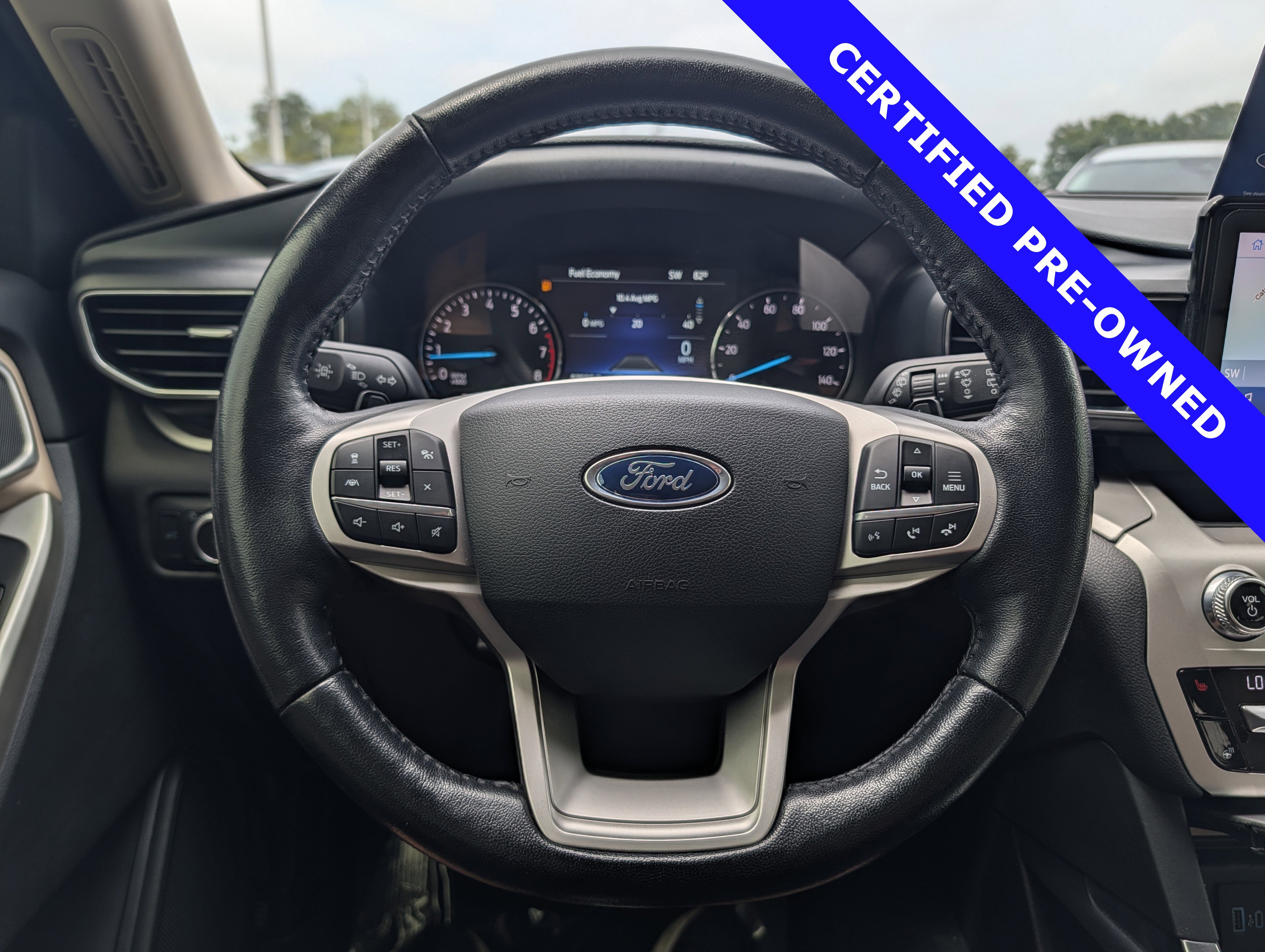 Certified 2021 Ford Explorer XLT w/ Equipment Group 202A AWD/4WD image 28