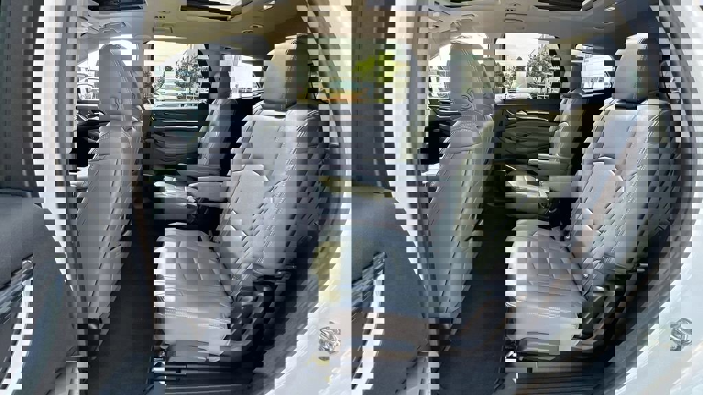 Certified 2021 Buick Enclave Essence w/ Sound and Sites Package image 27