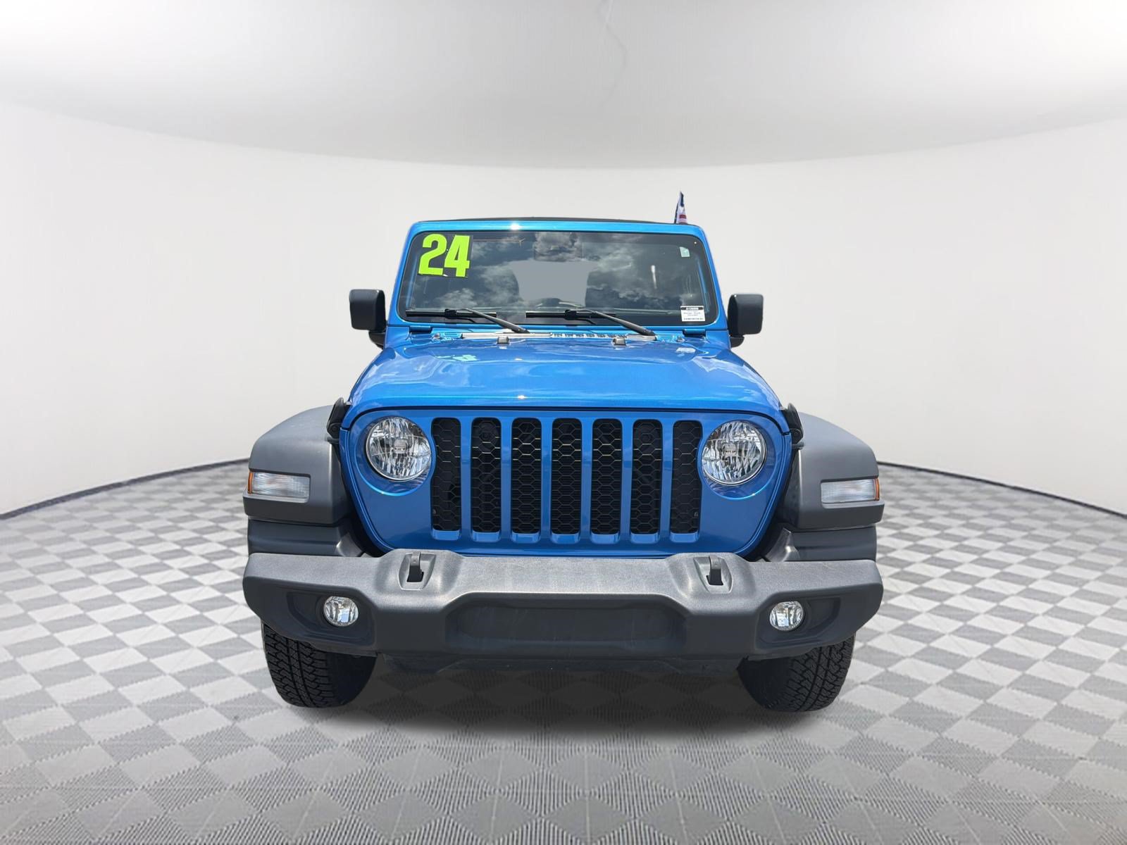 Used 2024 Jeep Wrangler Unlimited Sport AWD/4WD video 2