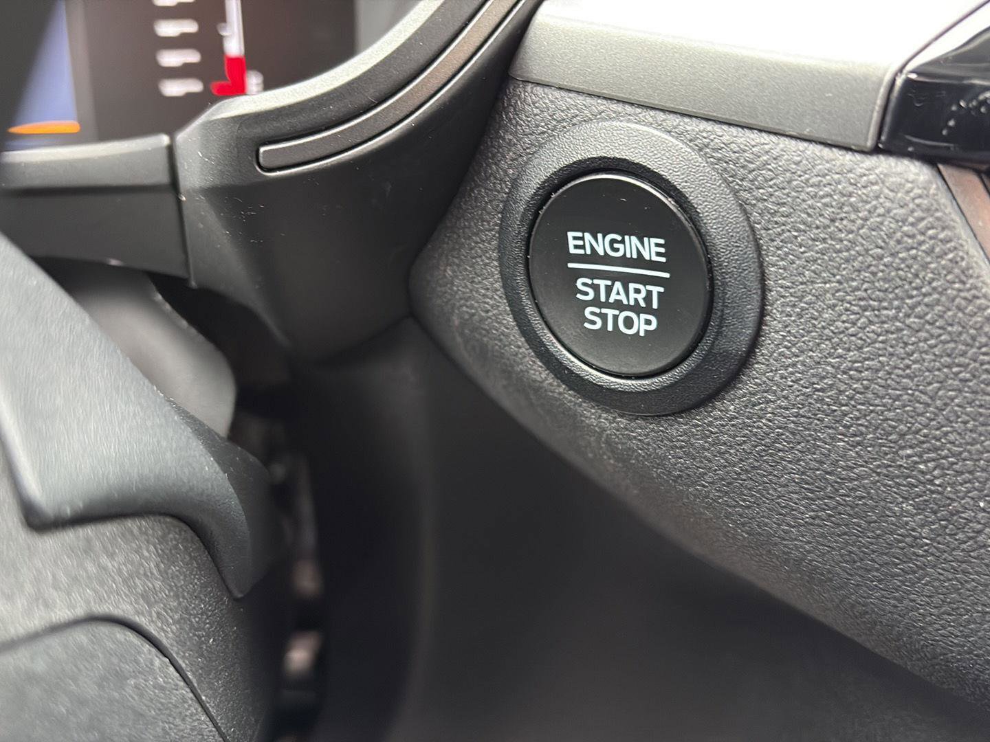 Used 2024 Ford Escape Active image 9