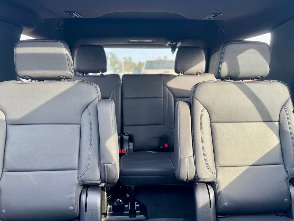 Used 2022 Chevrolet Tahoe Z71 w/ Luxury Package image 27