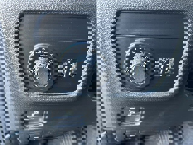 Certified 2023 Jeep Grand Cherokee Altitude image 17