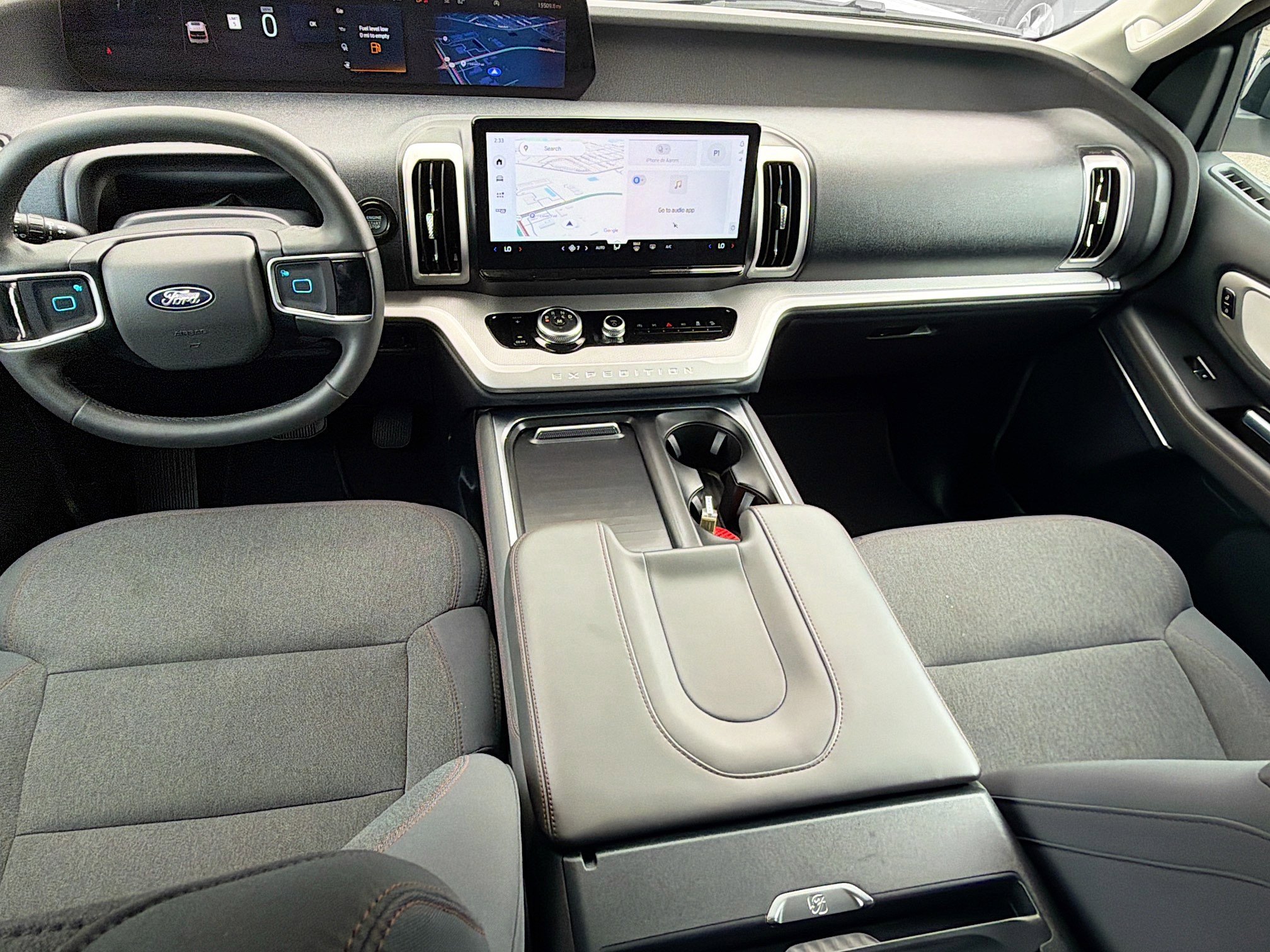 Used 2025 Ford Expedition Active image 47