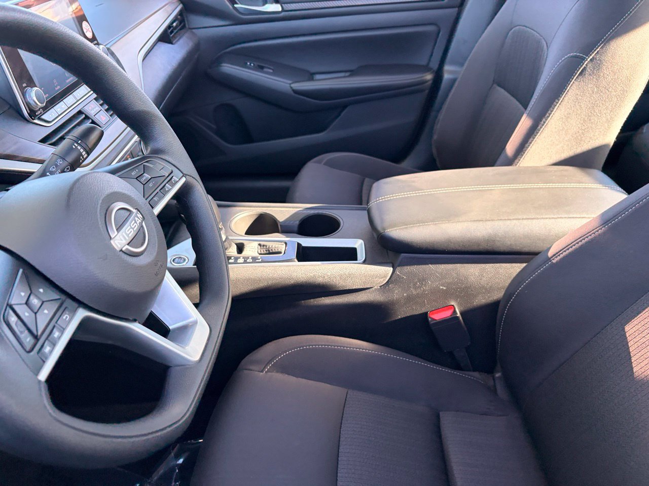 Certified 2025 Nissan Altima 2.5 SV FWD image 19