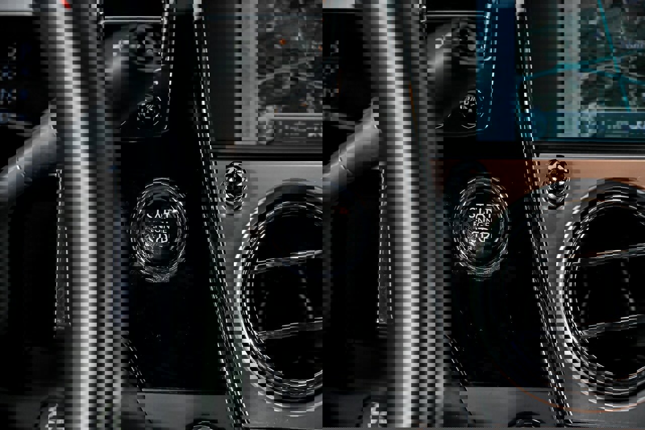 Used 2014 Rolls-Royce Wraith image 33