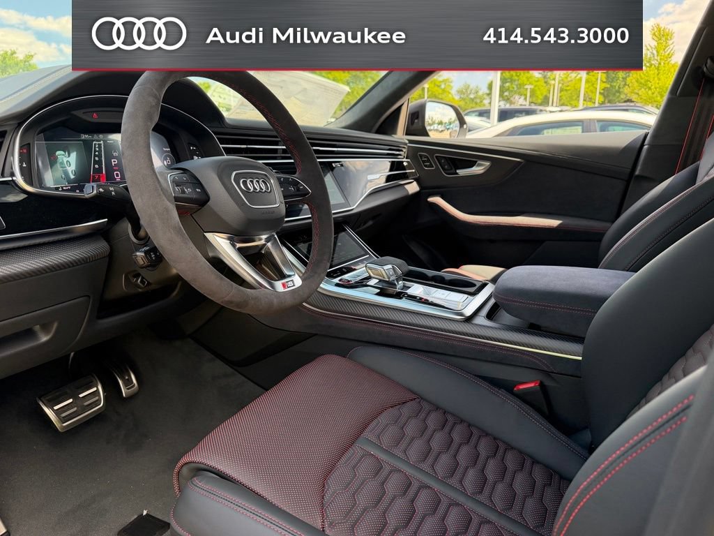 New 2027 Audi RS Q8 performance AWD/4WD image 4