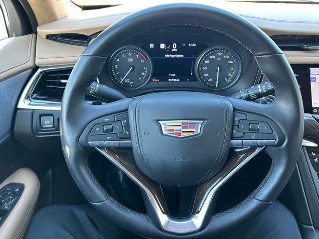 Used 2024 Cadillac XT6 Premium Luxury w/ Platinum Package AWD/4WD image 14