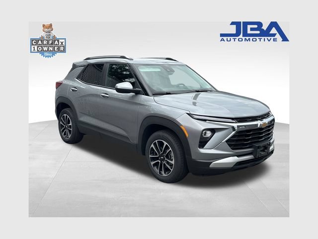 Used 2025 Chevrolet TrailBlazer LT AWD/4WD image 1