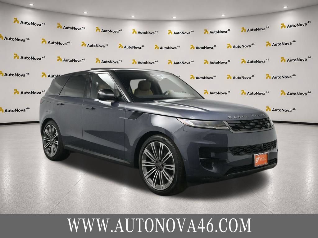 Used 2024 Land Rover Range Rover Sport SE AWD/4WD image 11