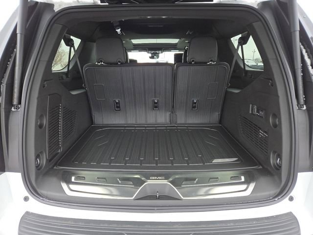 New 2026 GMC Yukon XL AT4 Ultimate w/ LPO, Illumination Package AWD/4WD image 31