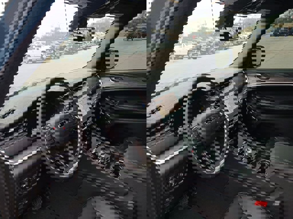 New 2026 Jeep Grand Cherokee Limited image 32