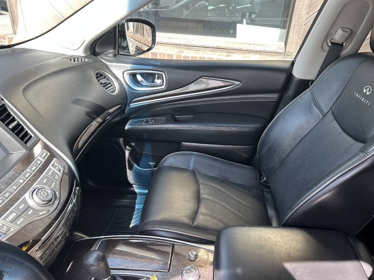 Used 2013 INFINITI JX35 AWD w/ Premium Pkg image 11
