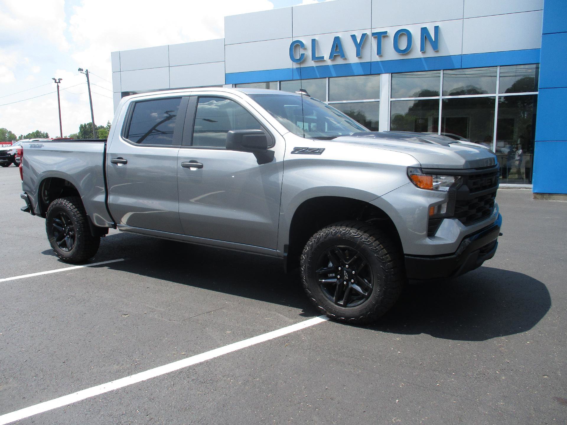 New 2026 Chevrolet Silverado 1500 Custom Trail Boss w/ Dark Appearance Package image 10
