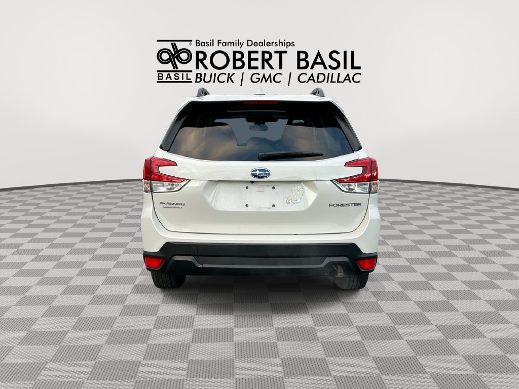 Used 2023 Subaru Forester Premium AWD/4WD image 7