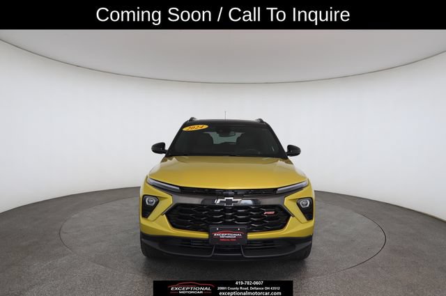 Used 2024 Chevrolet TrailBlazer RS w/ Convenience Package AWD/4WD image 2