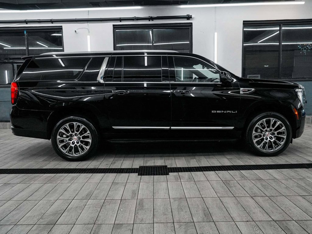 Used 2025 GMC Yukon XL Denali image 5