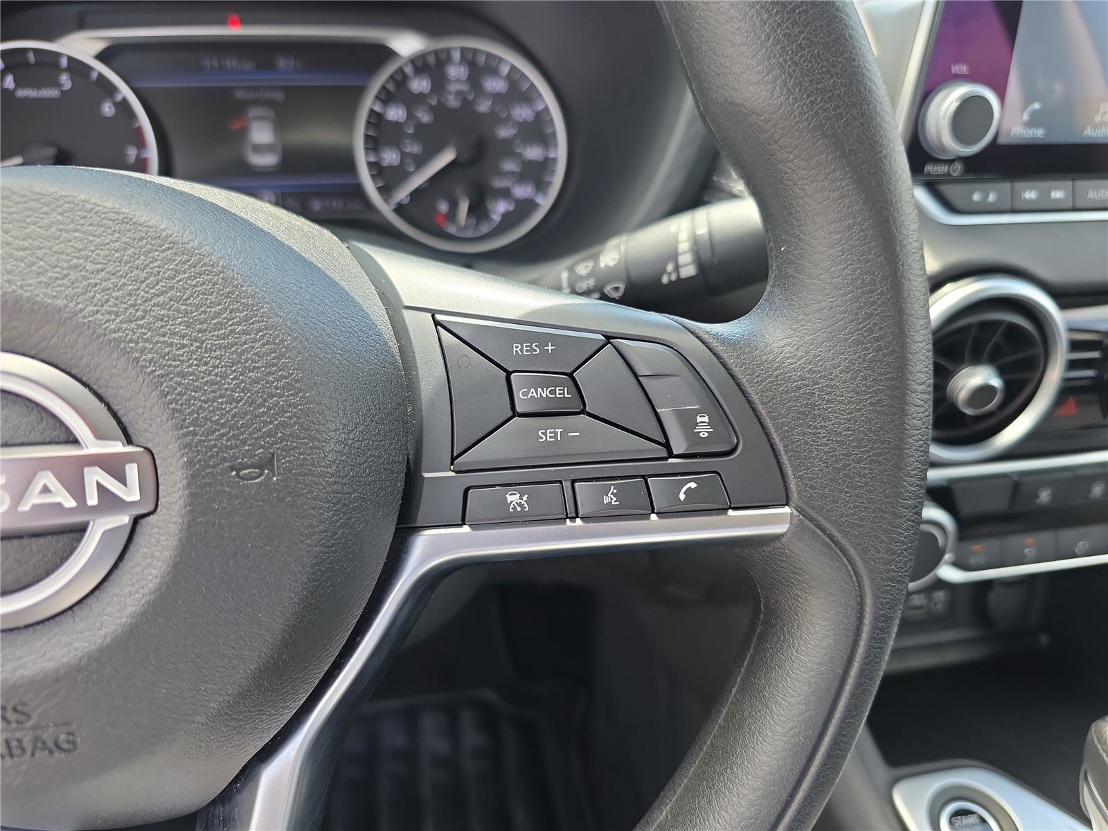 Used 2025 Nissan Sentra SV FWD image 23