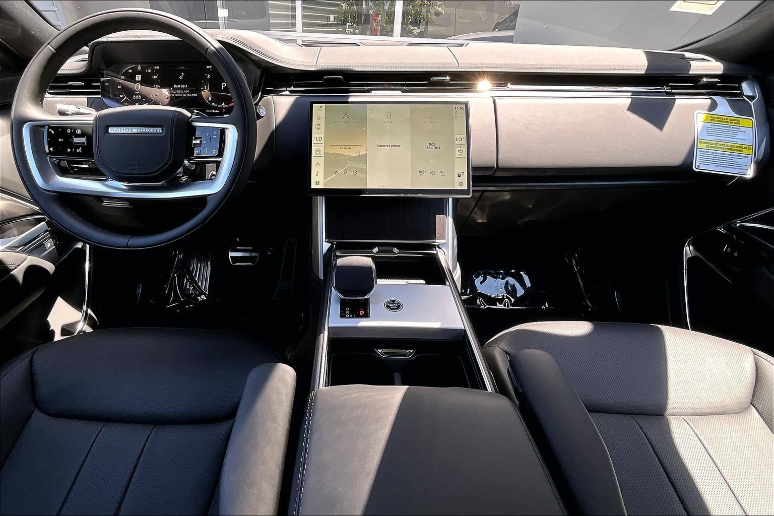 New 2026 Land Rover Range Rover SE AWD/4WD image 5