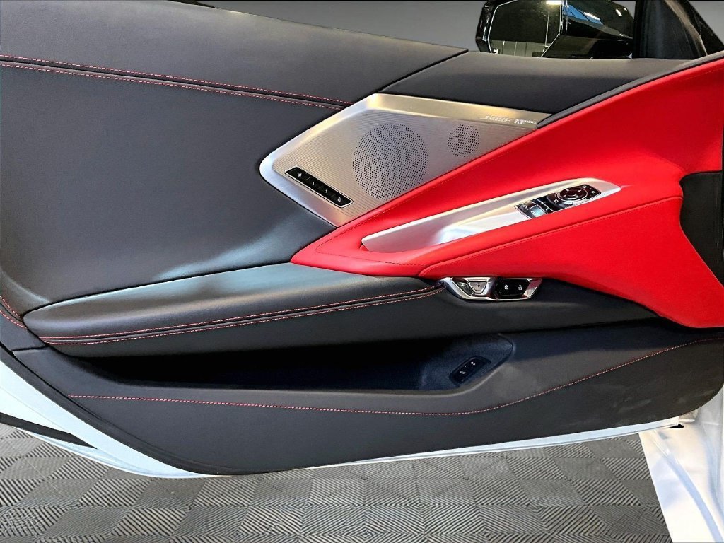 Used 2020 Chevrolet Corvette Stingray Preferred Cpe w/ 2LT Preferred Equipment Group RWD image 9