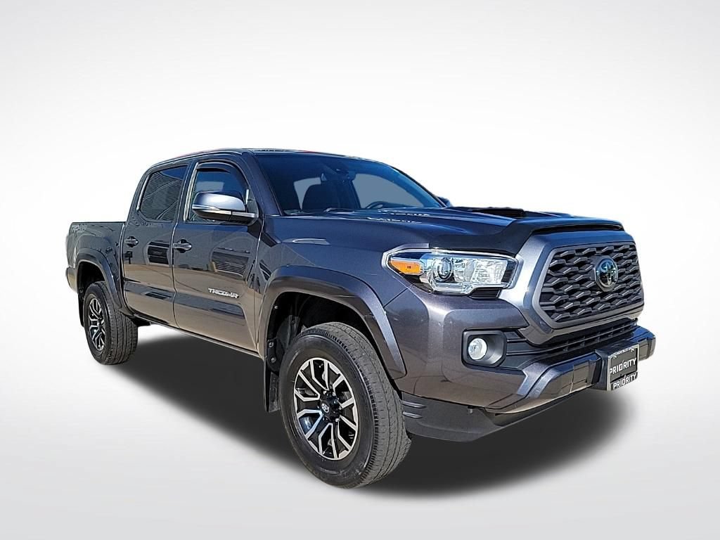 Used 2021 Toyota Tacoma TRD Sport w/ Technology Package AWD/4WD image 5