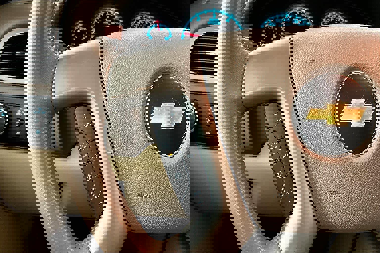 Used 2013 Chevrolet Tahoe LTZ image 22