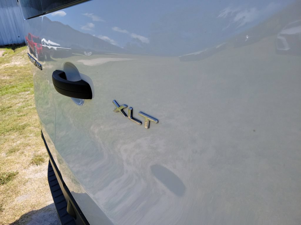 Used 2024 Ford Transit 350 XLT RWD image 9