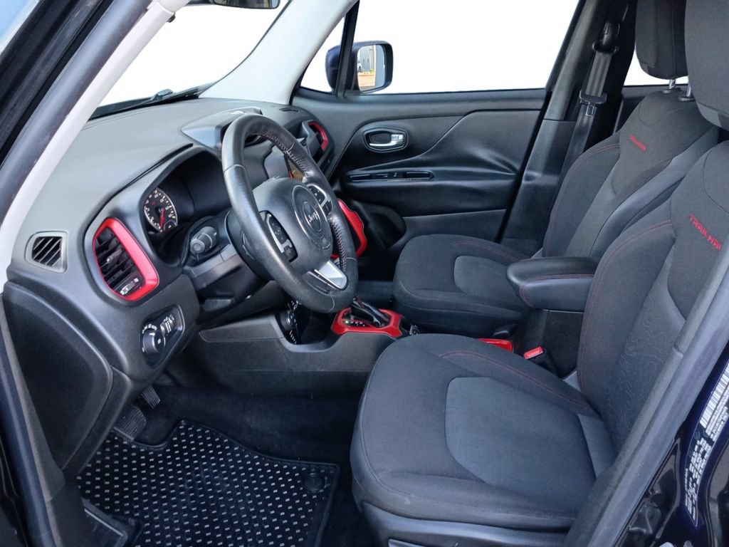 Used 2016 Jeep Renegade Trailhawk AWD/4WD image 19