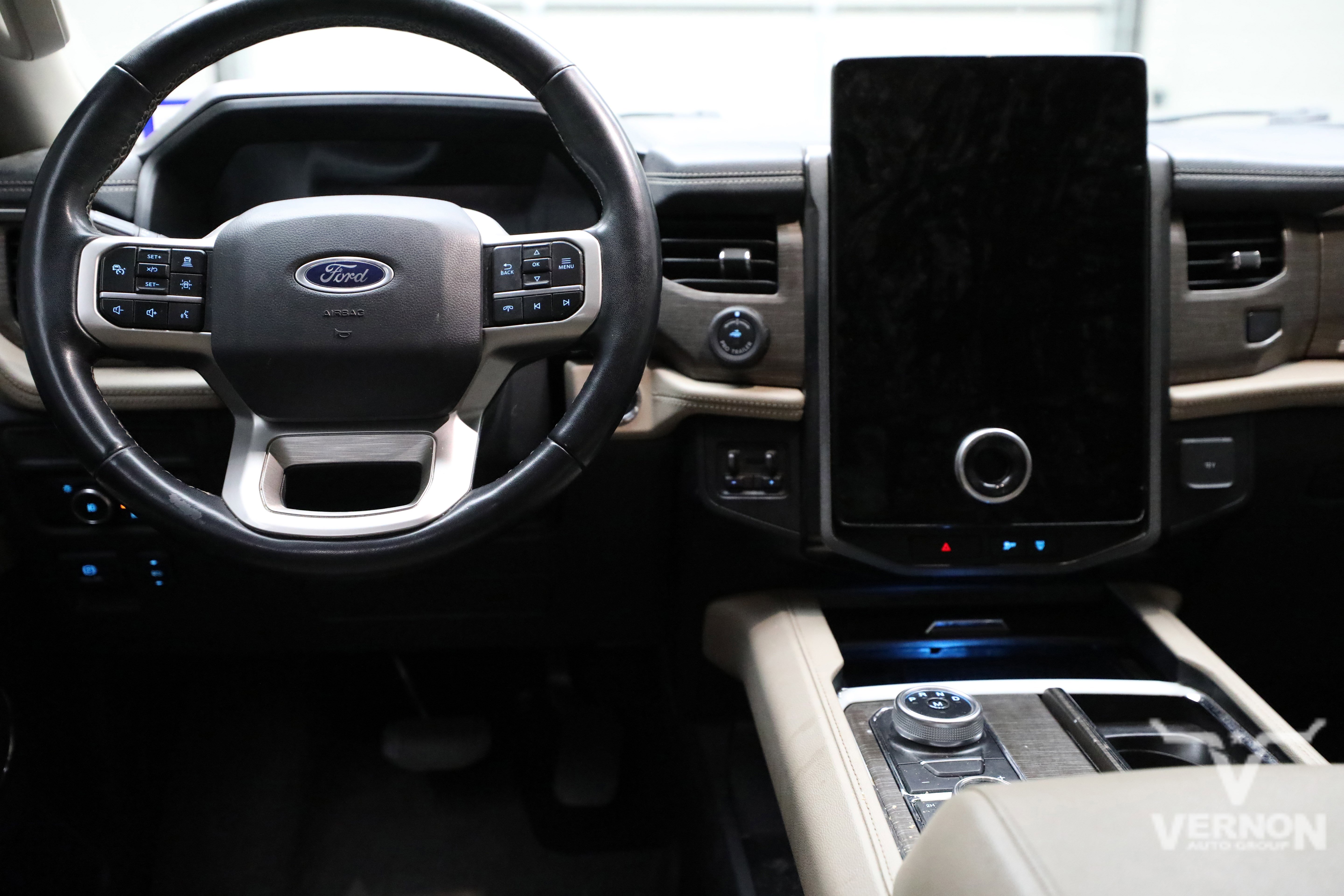 Used 2023 Ford Expedition Max Limited AWD/4WD image 8