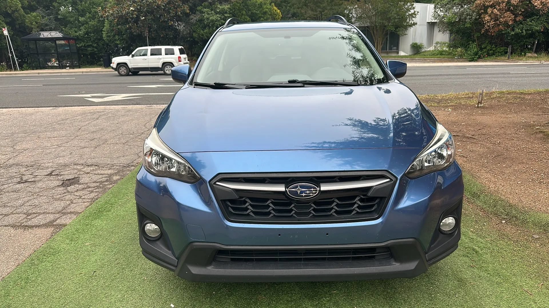 Used 2018 Subaru Crosstrek 2.0i Premium AWD/4WD image 2