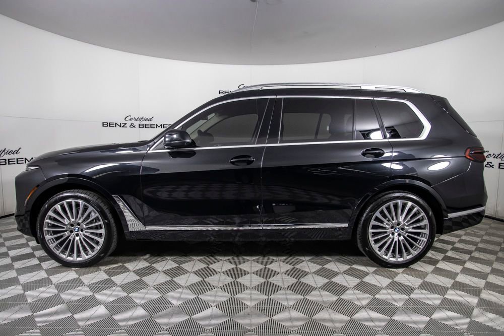 Used 2024 BMW X7 xDrive40i w/ Parking Assistance Package image 9