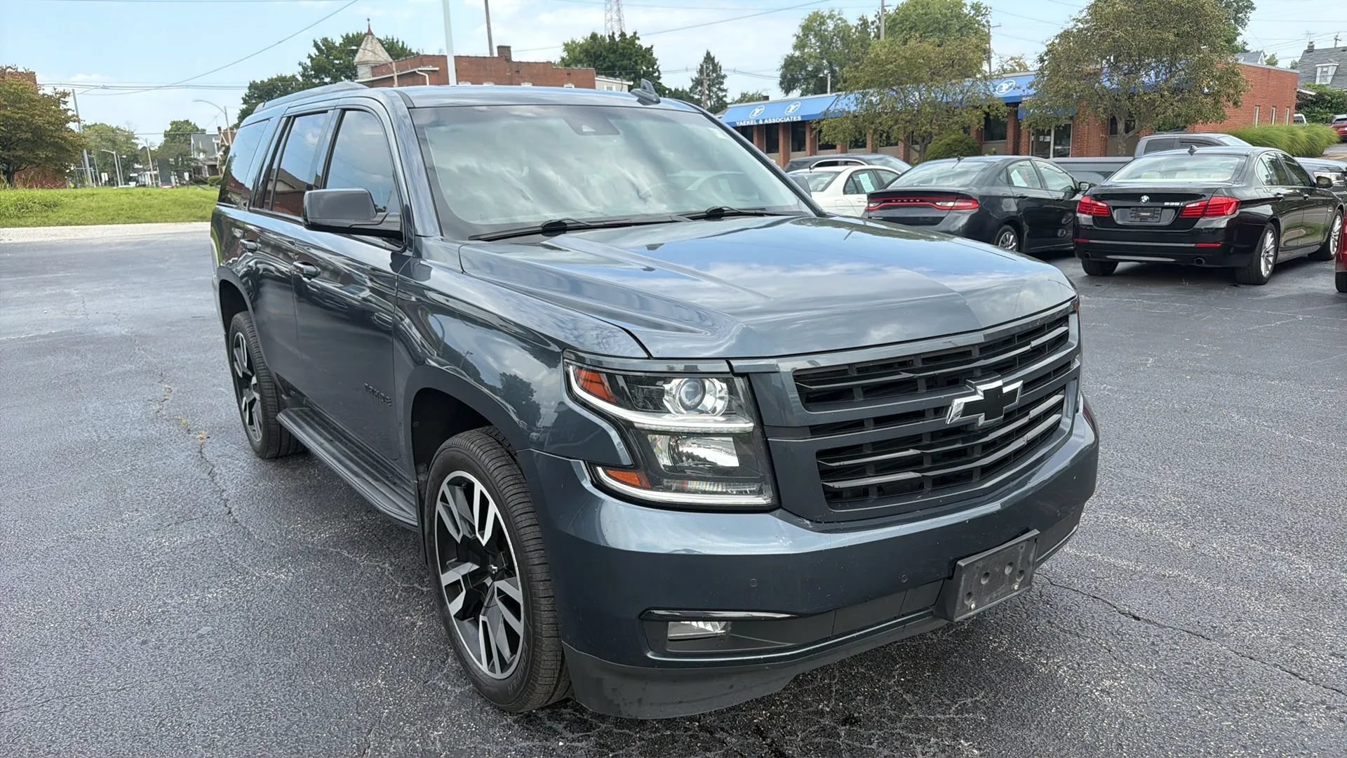 Used 2020 Chevrolet Tahoe LT AWD/4WD image 3