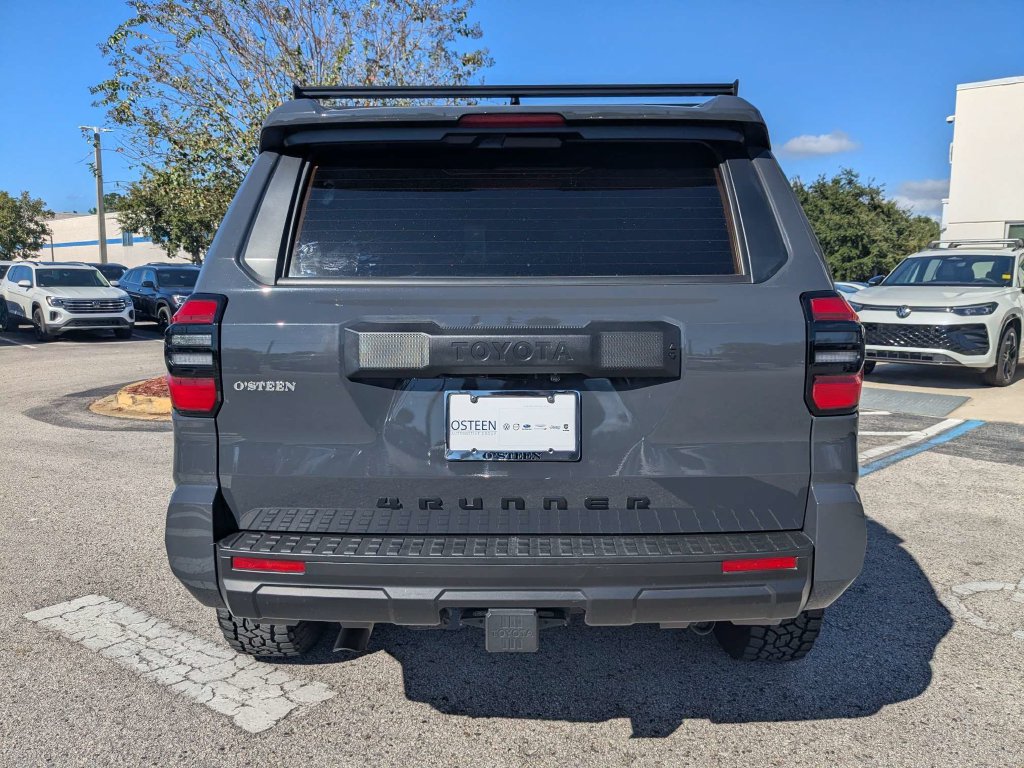 Used 2025 Toyota 4Runner SR5 RWD image 5