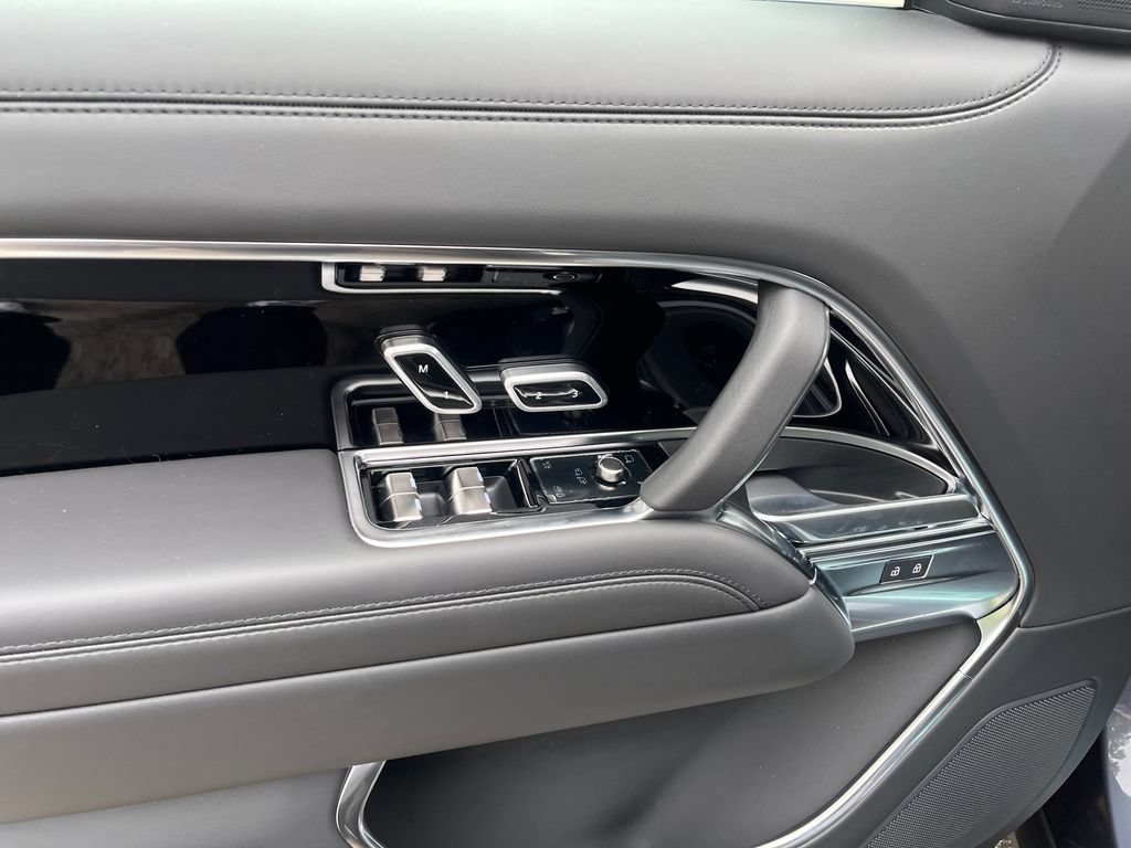 New 2026 Land Rover Range Rover SE AWD/4WD image 11