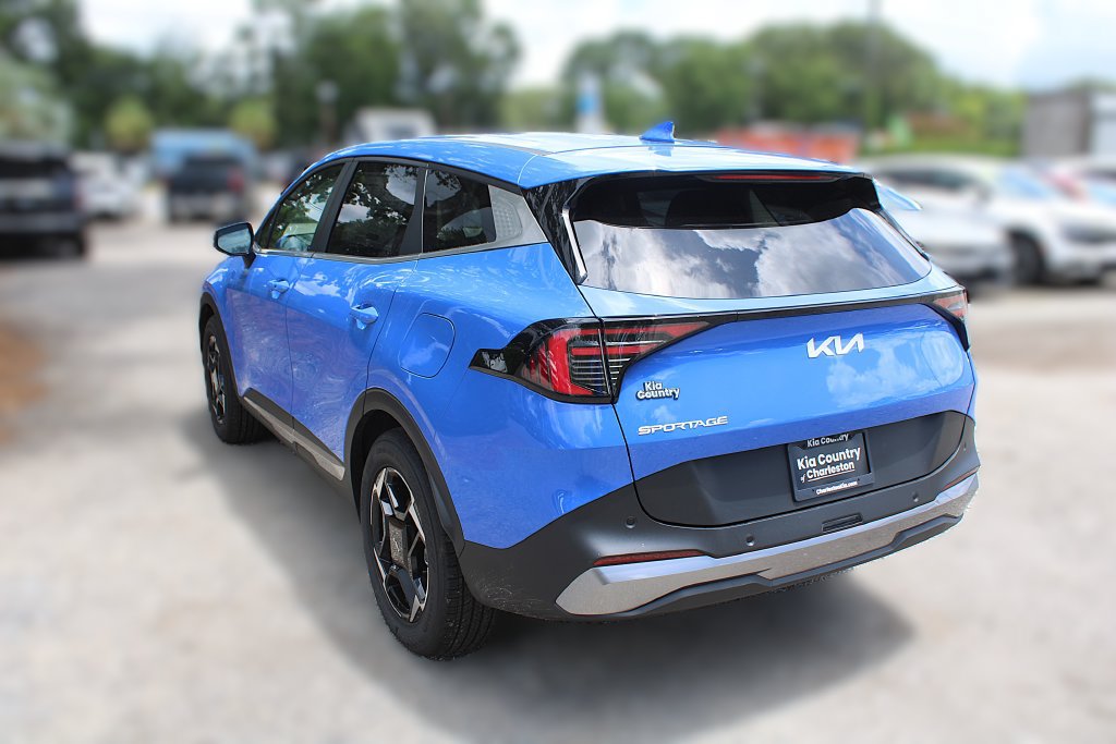 New 2026 Kia Sportage EX w/ EX Panorama Roof Package FWD image 12