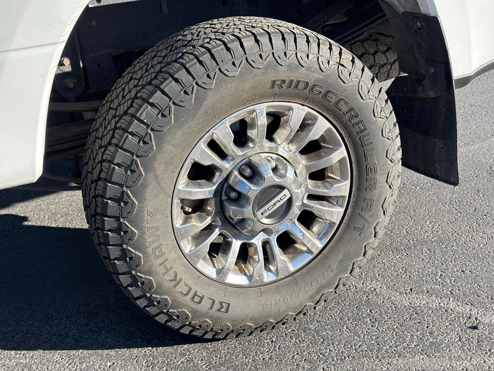 Used 2021 Ford F350 XLT w/ XLT Premium Package AWD/4WD image 6